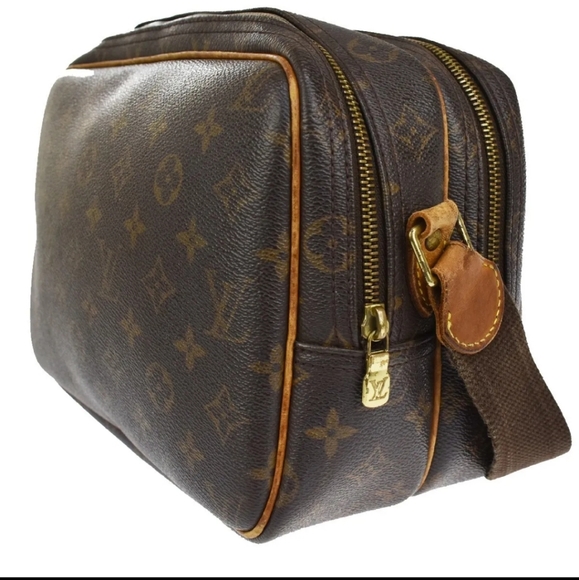 LOUIS VUITTON Reporter PM Crossbody Shoulder Bag Monogram Leather - Picture 5 of 16